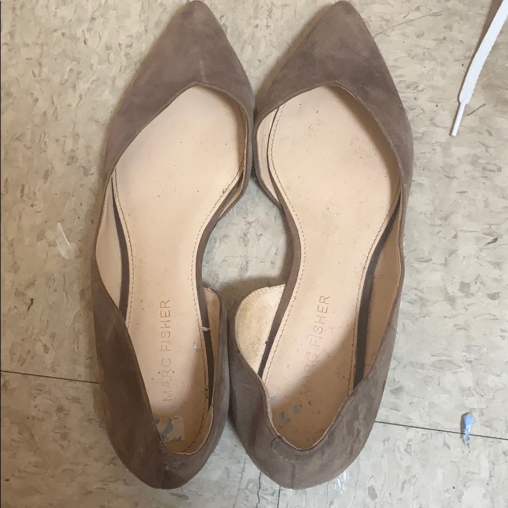 Marc fisher flats in women’s 6